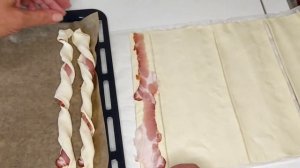 СЛОЁНЫЕ ПАЛОЧКИ с БЕКОНОМ- идея выпечки из слоеного теста