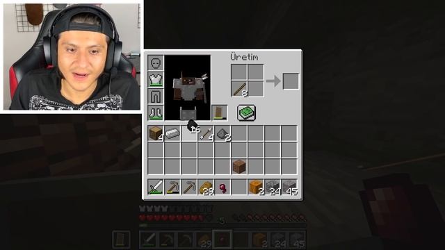 GECE 3'te MİNECRAFT 1.16 SCP KÖYE SALDIRDI ! смотреть онлайн
