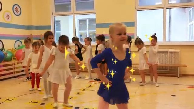 Старшая группа «Фиеста» смотреть онлайн