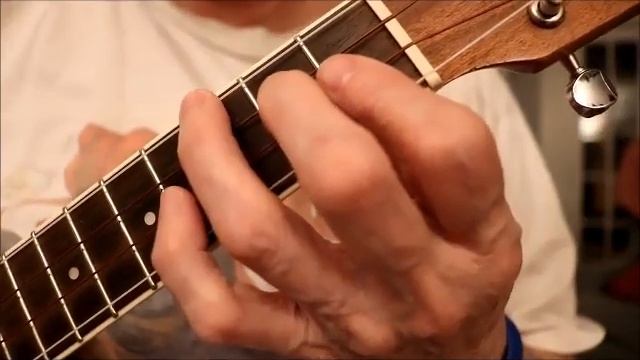 Ukulele Tutorial: F to Bb смотреть онлайн