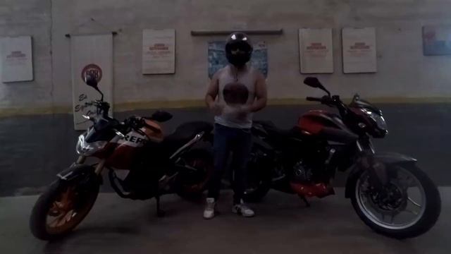 Honda cb190r vs Rouser ns 200 - comparativa смотреть онлайн