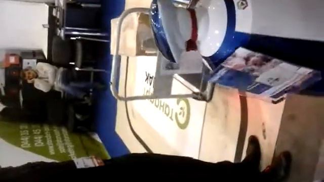 Японский робот Макс в Украине смотреть онлайн
