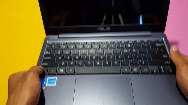 Asus Vivobook E12 Unboxing | Asus E12 E203NA Specs Features Price Etc.