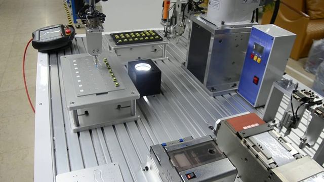 Glue robotic machine смотреть онлайн