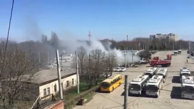 Пожар в троллейбусом парке Ставрополь смотреть онлайн