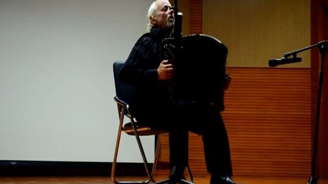 Играет Александр Скляров смотреть онлайн