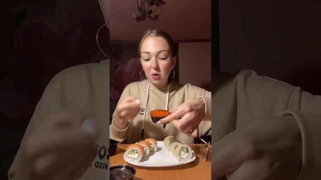#мукбанг #едаялюблютебя #кушаюнакамеру #рекомендации #вкусно #роллы #филадельфия #лосось смотреть онлайн