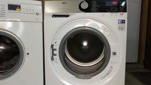Experiment - Siemens vs AEG - Adding Water on Top Speed - Washing Machines смотреть онлайн