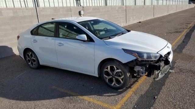 Kia Forte Fe 2019 White 2.0L 4 vin: 3KPF24AD4KE059270 смотреть онлайн