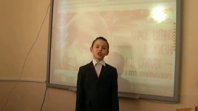 Марина Цветаева стихотворение "Бежит тропинка с бугорка" смотреть онлайн