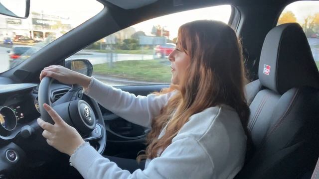 Toyota Yaris GR Sport - BETTER THAN VW UP GTi? (Review) UK 4K смотреть онлайн