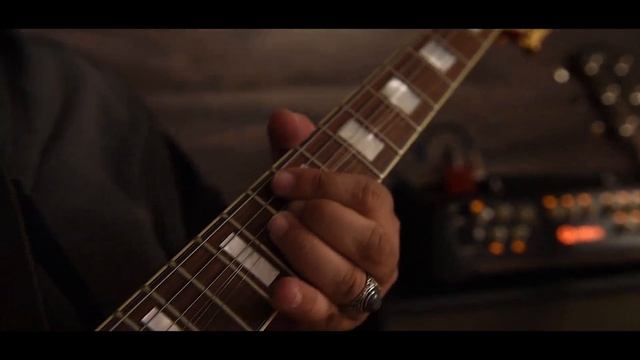 Ash Jangda - D'Angelico Excel DC смотреть онлайн