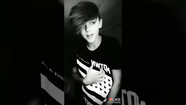 Мне без разницы, кто ты, но ты мой и точка. смотреть онлайн