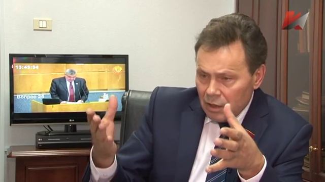 Н.Арефьев(КПРФ).Итоги осенней сессии 2013 года. смотреть онлайн