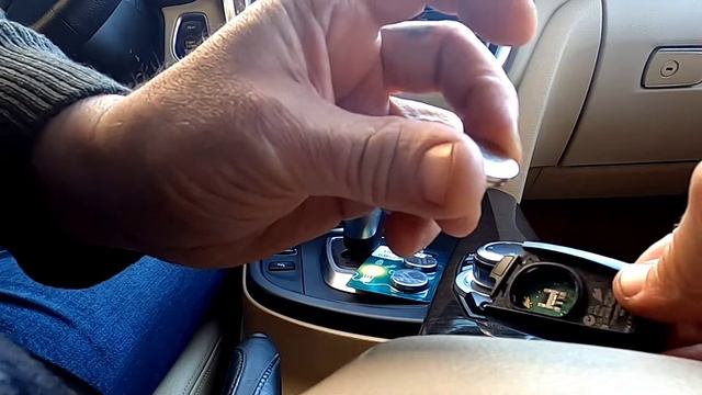 Замена батарейки в ключе BMW3 F30 2.0d Xdrive и всех остальных BMW серии F10 F15 F16 F25 F20 F01#BM