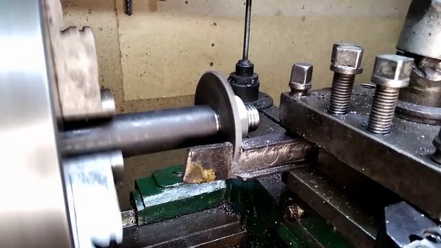 Кассетный отрезной резец, своими руками. Пластина r9 быстрорез в действие!.mp4 смотреть онлайн