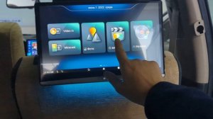 Навесной Android планшет для задних пассажиров