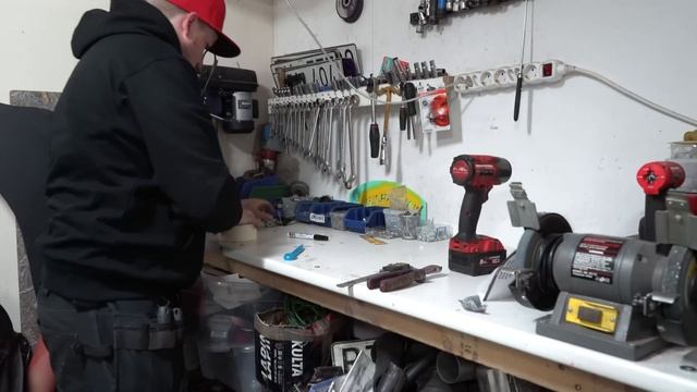 Min volvo 240 behövde kärlek.... смотреть онлайн