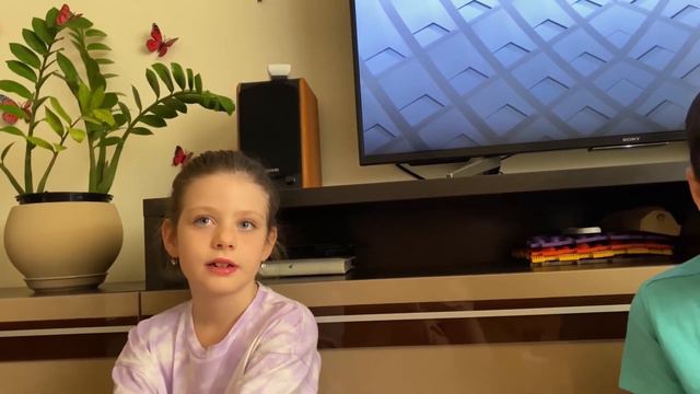 Насколько хорошо знают друга друга Захар и Ева? 🧐 смотреть онлайн