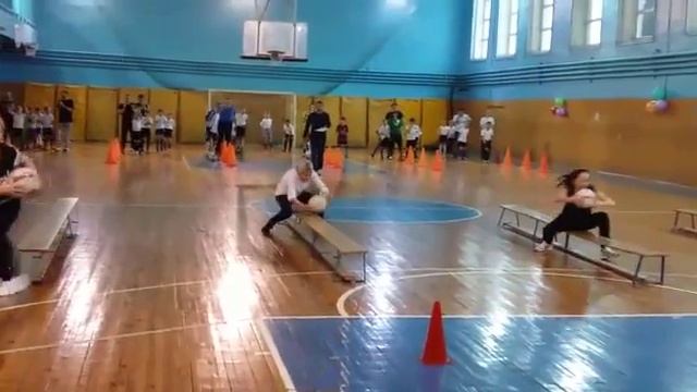 Soccer | New Year | Starts | KAZAN / Веселые старты в Новый год смотреть онлайн