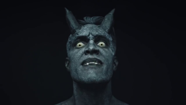 Panic! At The Disco- Emperor's New Clothes [OFFICIAL VIDEO] 2015 смотреть онлайн