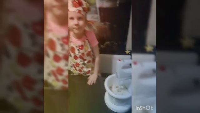 Готовим кексы вместе с мамой?? смотреть онлайн