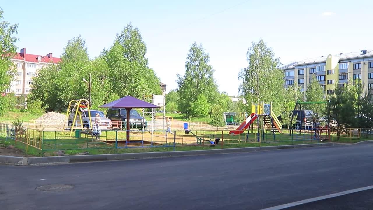 В Костроме завершено благоустройство еще пяти дворов