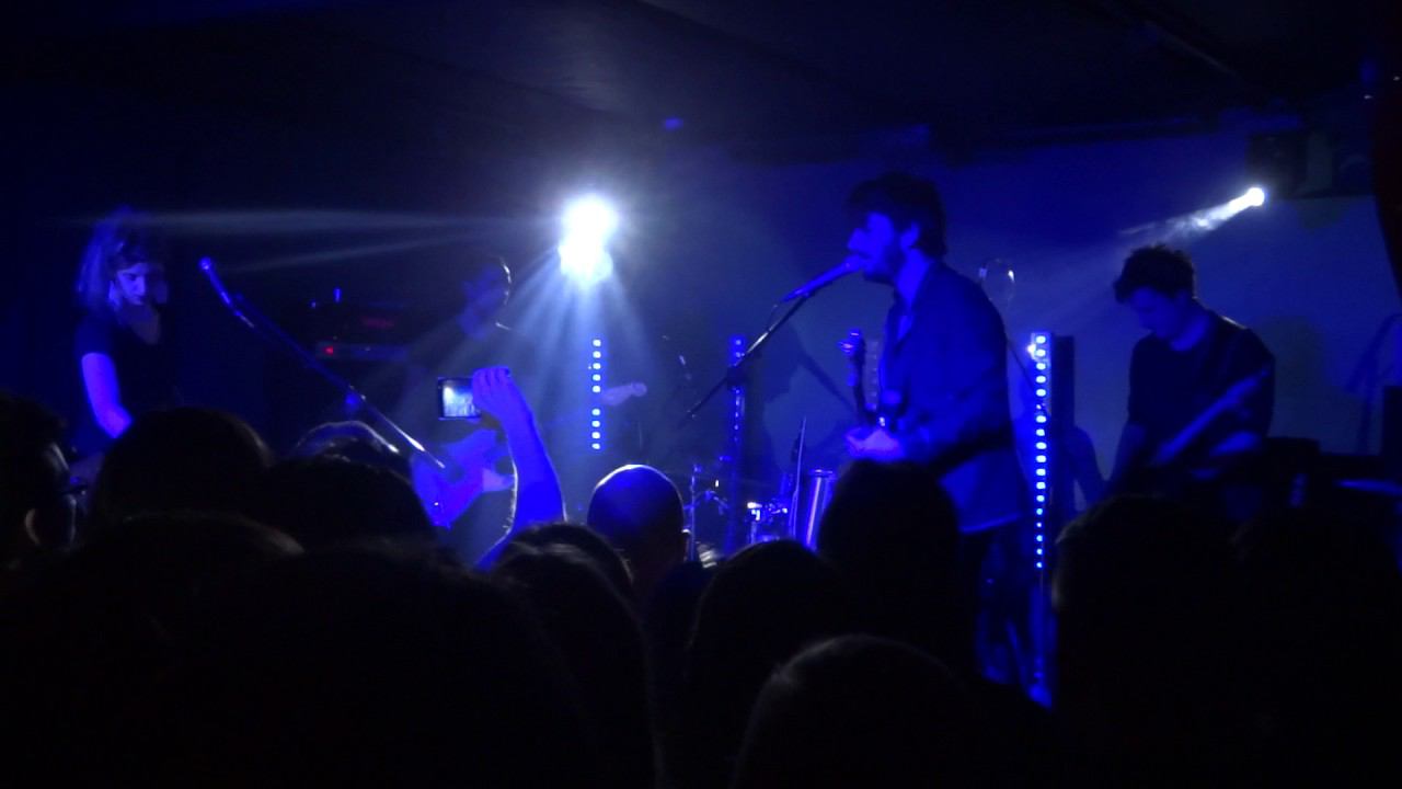 Les Discrets - Le Reproche (live in Moscow) смотреть онлайн