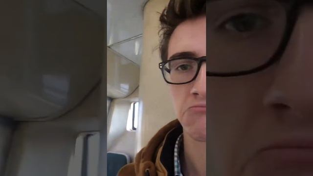 Когда ты едешь в автобусе один: смотреть онлайн