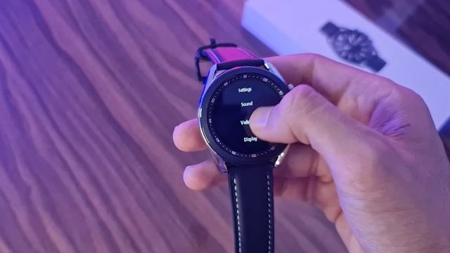 مراجعة الساعة شبيه السامسونج واتش 3 -W3 Smart Watch Review смотреть онлайн