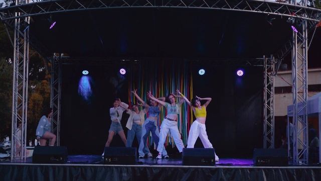 [KPOP IN UNI] RUB A DUM | SNEAKERS | UP | BEATBOX | UWA Spring Feast | Live Performance [KCDC] смотреть онлайн