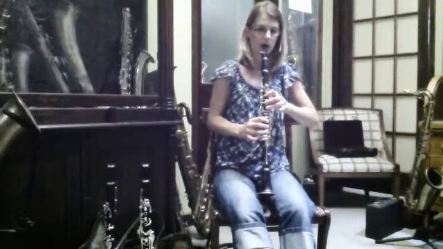 Audrey Denny Plays Buffet R13 Nickel Key Clarinet SN558387 Pt1 смотреть онлайн