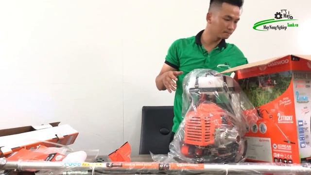 [Đập Hộp] Máy cắt cỏ đeo lưng Daewoo DABC 43P Nòng 40 1.25KW | Giá 2.890.000| Công suất lớn смотреть онлайн