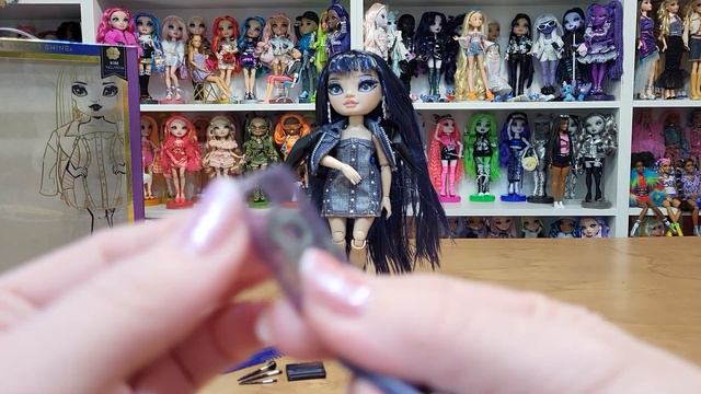 Rainbow High Series 5 Kim Nguyen! смотреть онлайн