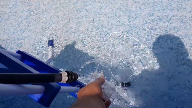 С этим средством вода в вашем бассейне будет чистой все лето. смотреть онлайн