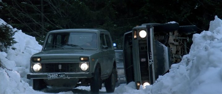 Твист снова в Москве / Twist Again à Moscou (1986) - Car Chase Scene