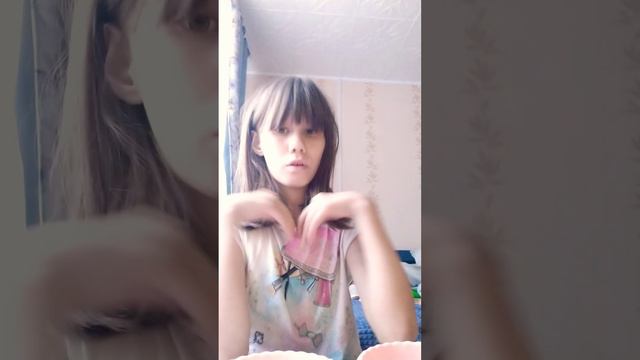 я грустная потому что валя карнавал ушла она была у меня на ночиовки 🥺😩😖😣☹️