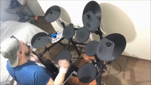 Misfits - Dig up her Bones (Drum Cover) смотреть онлайн