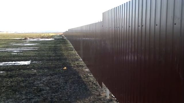 Забор вокруг завода смотреть онлайн