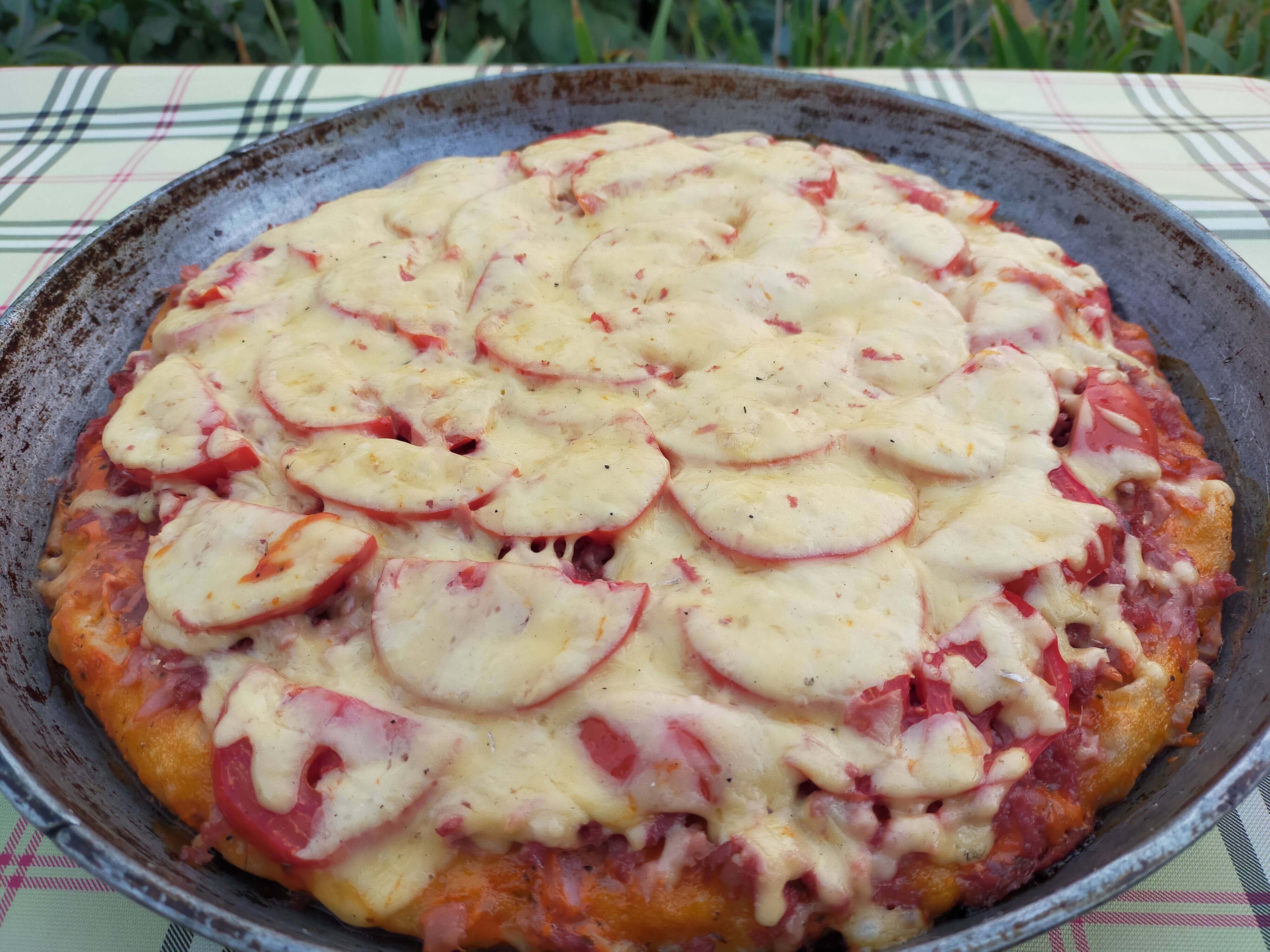 ПОТРЯСАЮЩАЯ ДОМАШНЯЯ ПИЦЦА НА УГЛЯХ!!!!! #пиццанауглях #блюдонауглях