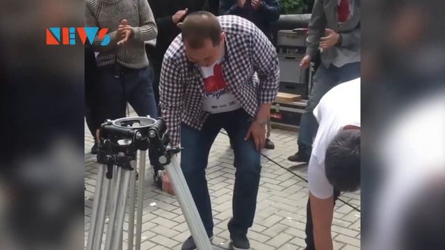 Канагат Мустафин нашел самую красивую девушку! смотреть онлайн