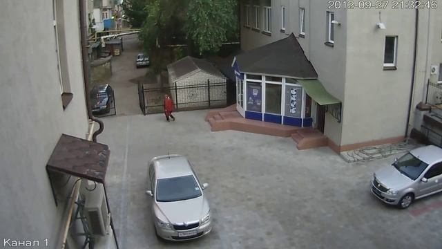 RVi IPC41DNS - IP-камера видеонаблюдения уличная в стандартном исполнении