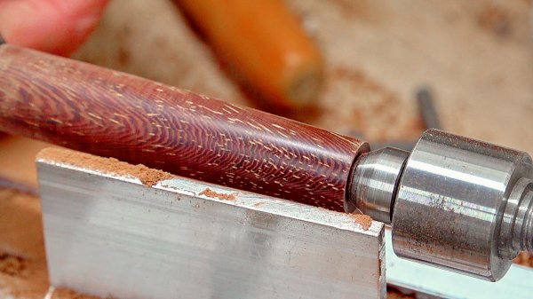 Поделка из железного дерева