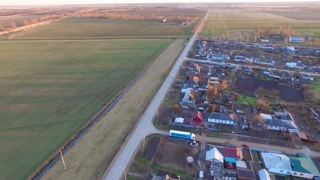 посёлок Заря на закате дня Красноармейский район Краснодарский край смотреть онлайн