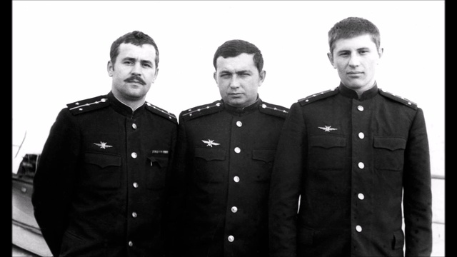 2-й ФИЛЬМ. 78-й ОКПЛВП ГРУППОВЫЕ ПОРТРЕТЫ смотреть онлайн