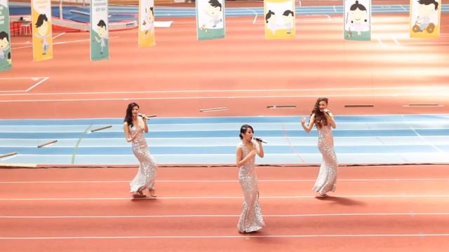 Трио "Ким Карина, Ким Екатерина и Ли Ангелина" cover on Wonder girl - Nobody, nobody but you смотреть онлайн