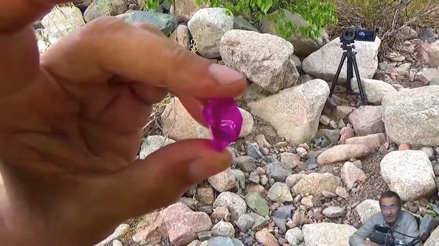 Алмазы есть в камнях 27 смотреть онлайн