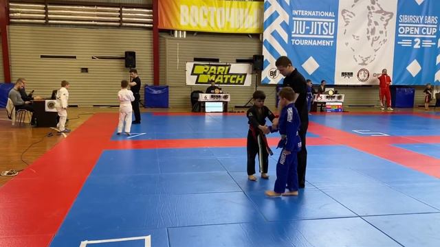 Мунис Абсолютный чемпион Мир 07.03.2021 смотреть онлайн