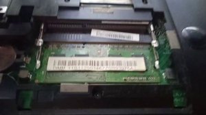 Ноутбук Lenovo b590 1 длинный гудок 3 коротких и черный экран | Решение