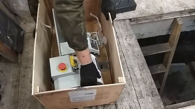 прищёл токарный станок MML 1830V смотреть онлайн